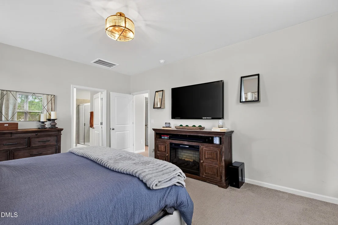 Photo of 245 Madden Rose Lp