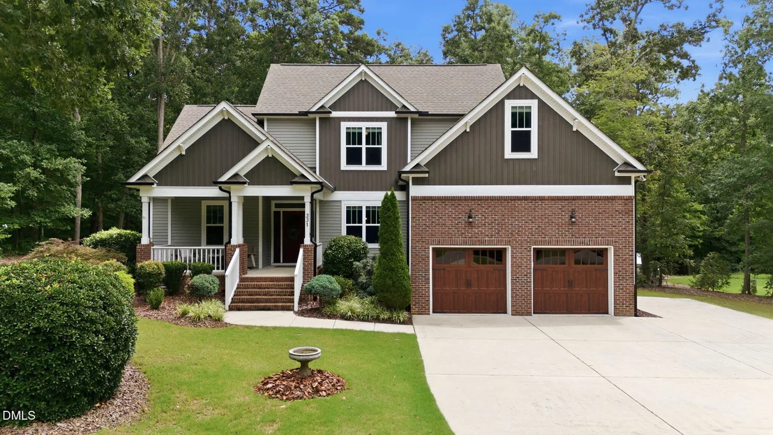 Photo of 331 Forest Oaks Drive