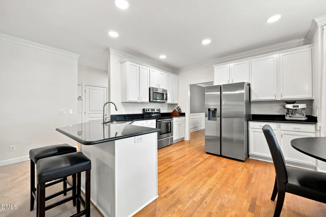 Photo of 10101 Hallberg Lane