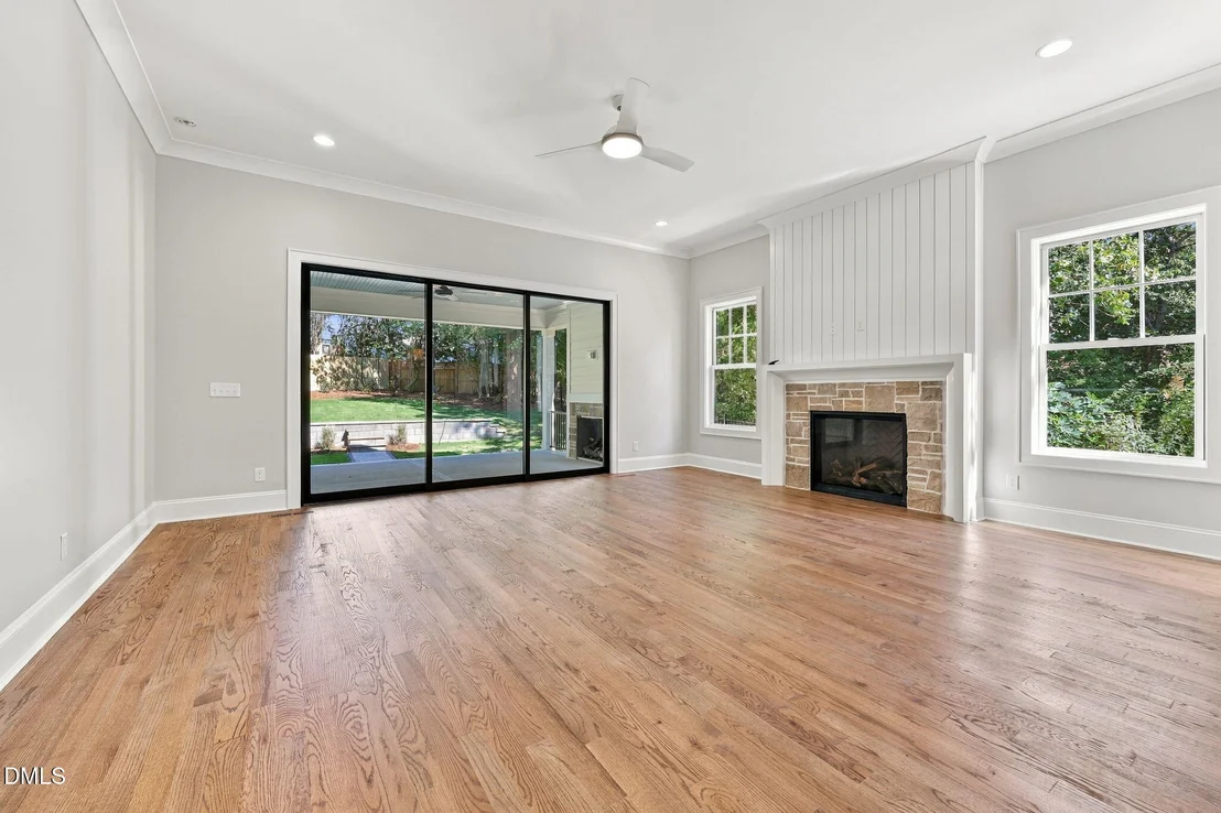 Photo of 2702 N Mayview Road