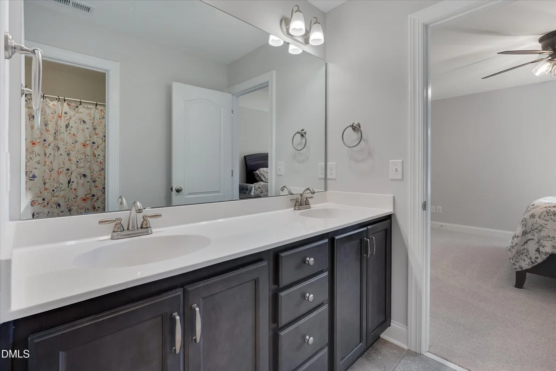 Photo of 15 Oxer Drive