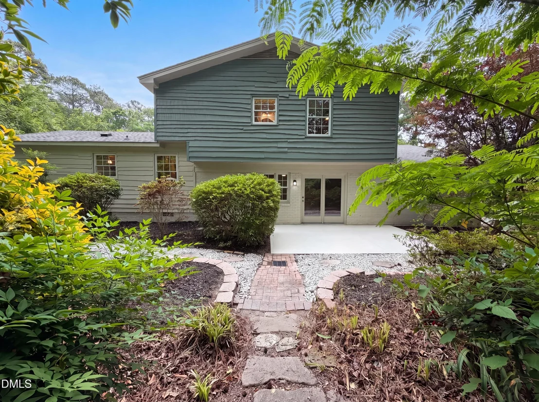 Photo of 104 Olmstead Court