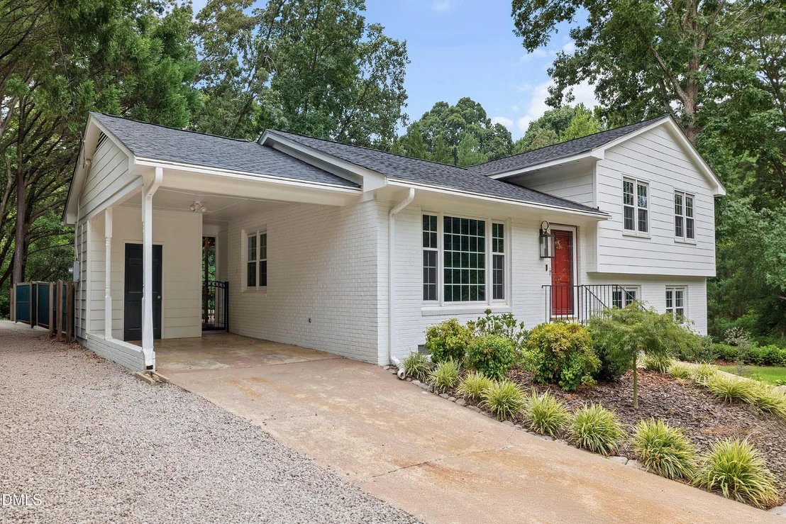Photo of 602 SE Maynard Road