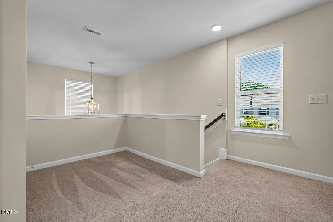 Photo of 609 Crestdale Drive