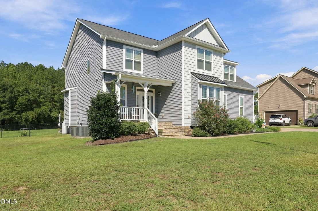 Photo of 653 Wall Road