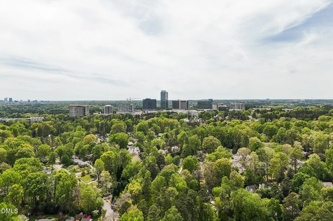 Photo of 412 Pinecroft Drive