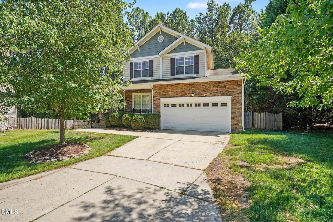 Photo of 6 Silverbell Court