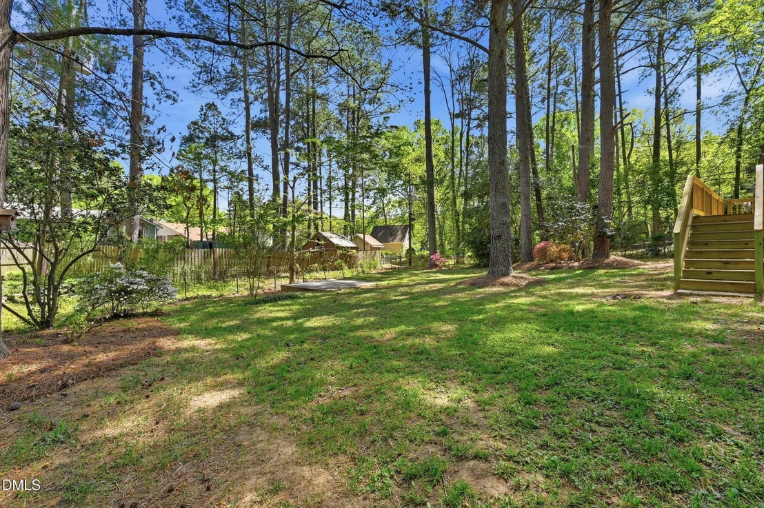 Photo of 5805 Newhall Road