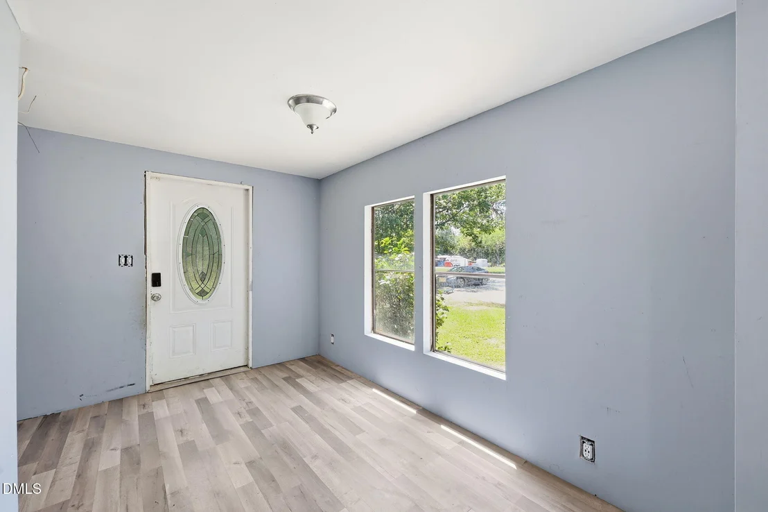 Photo of 5824 Chestnut Lane