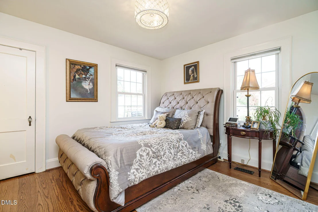 Photo of 316 W Parrish Drive
