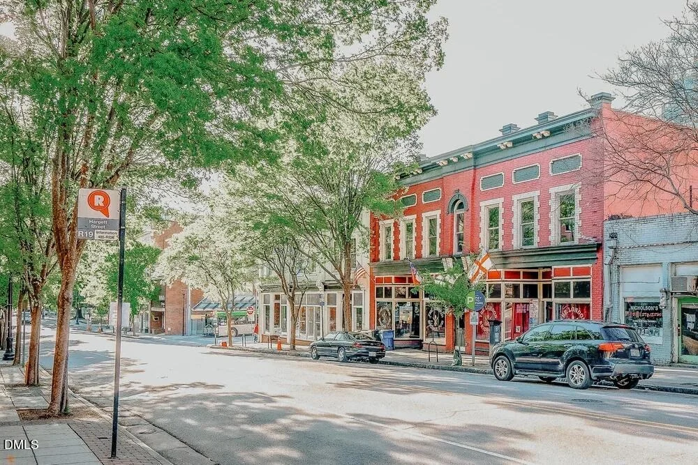Photo of 1001 Addison Place