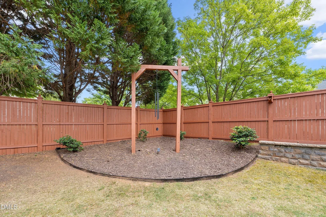 Photo of 7400 Silver View Lane