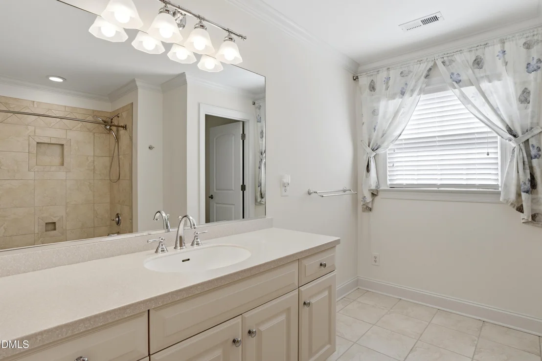 Photo of 174 Carillon Drive