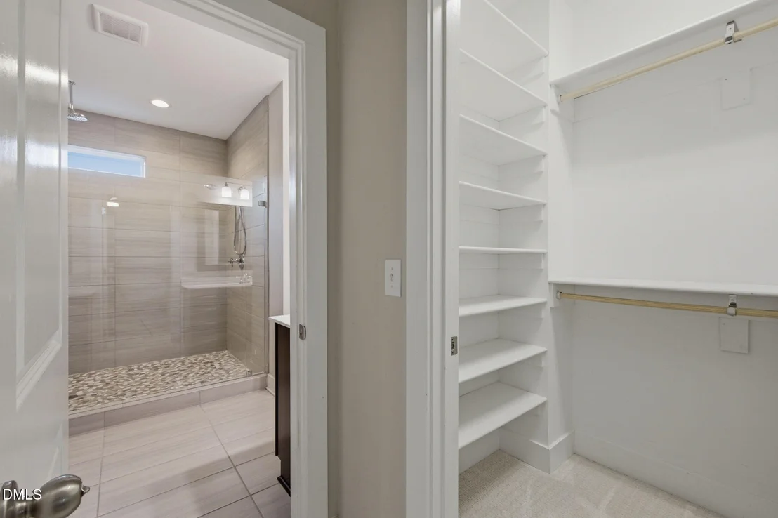 Photo of 1029 Queensdale Drive