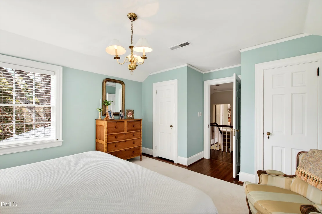 Photo of 223 Hillcrest Circle