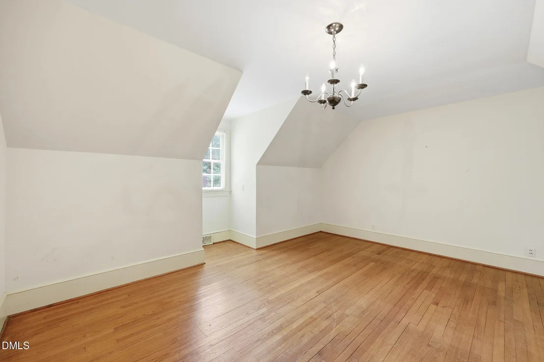 Photo of 212 Hillcrest Drive