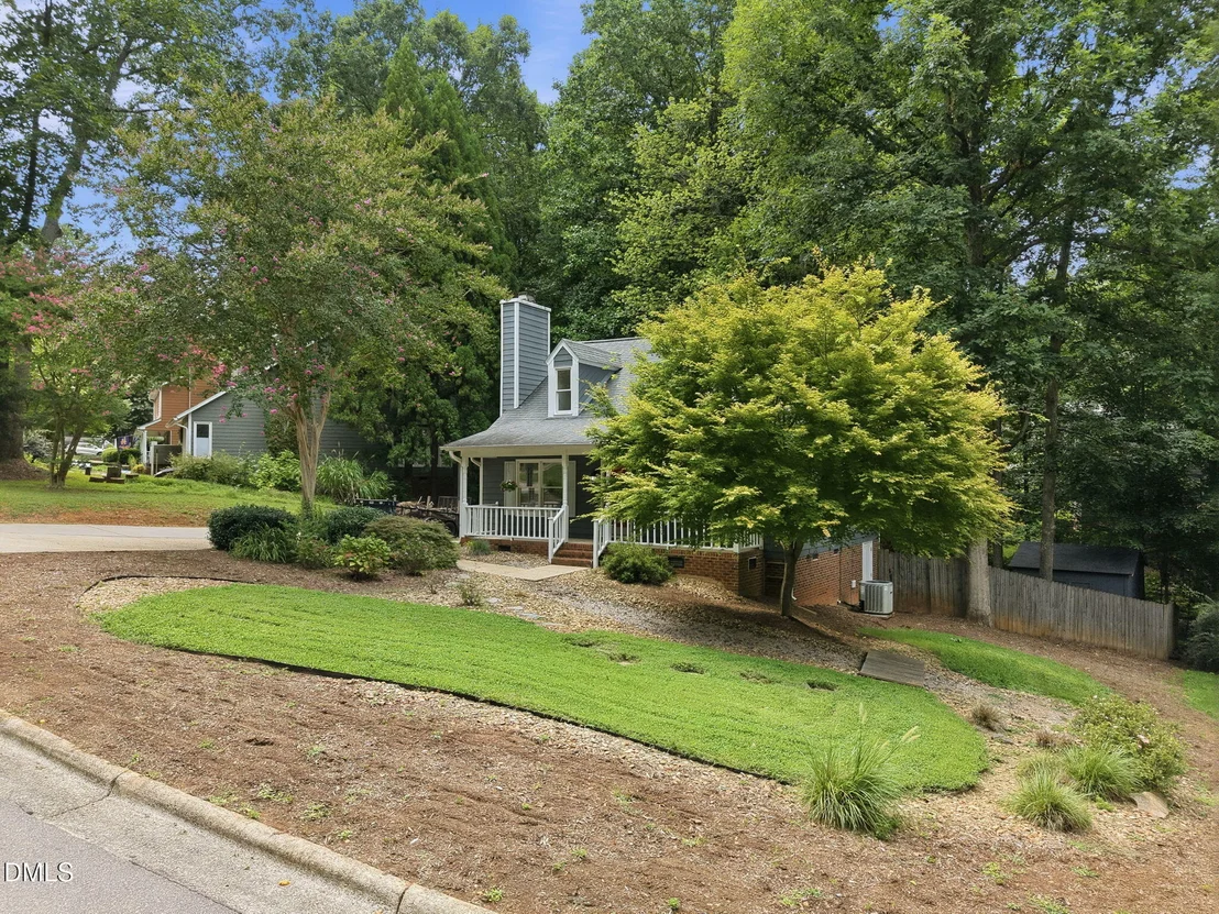 Photo of 300 Trimble Avenue