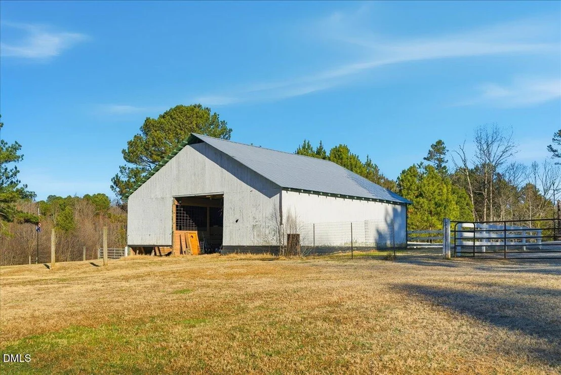 Photo of 1190 Little Mountain Road