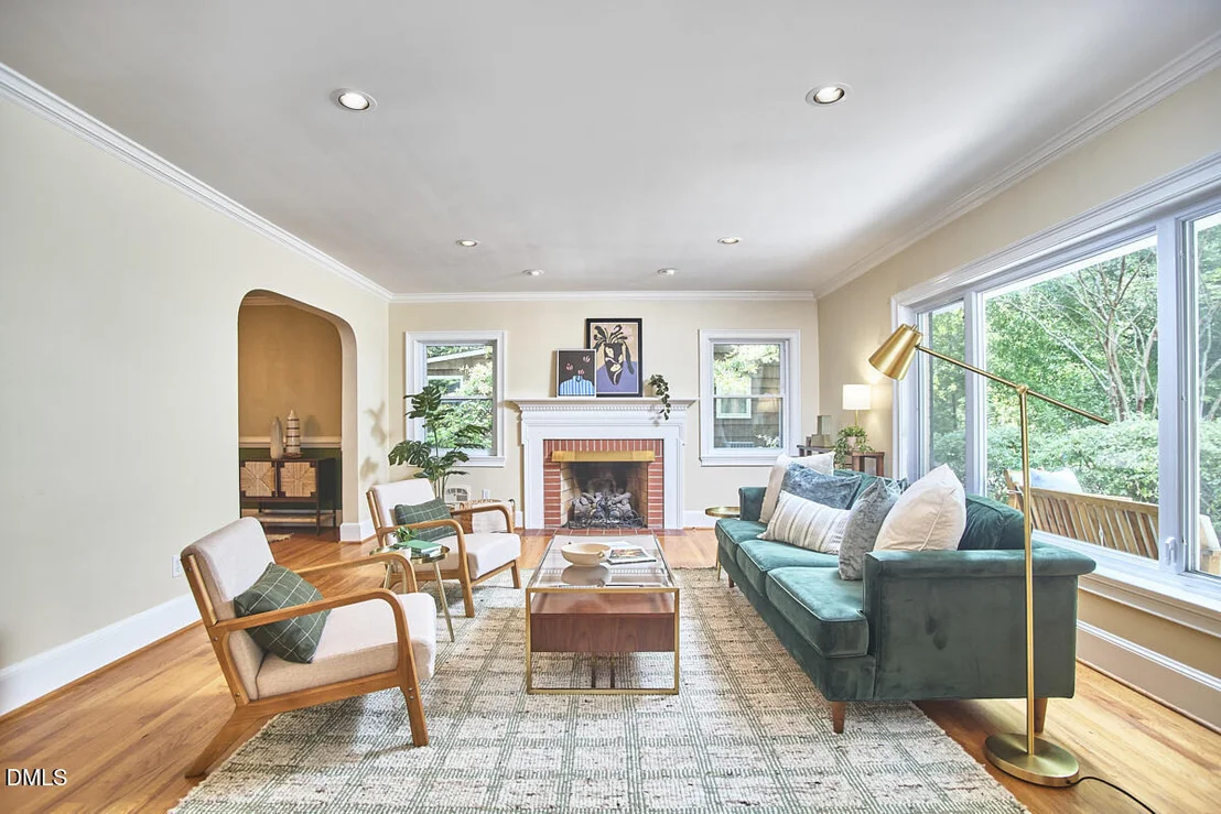 Photo of 118 Forestwood Drive
