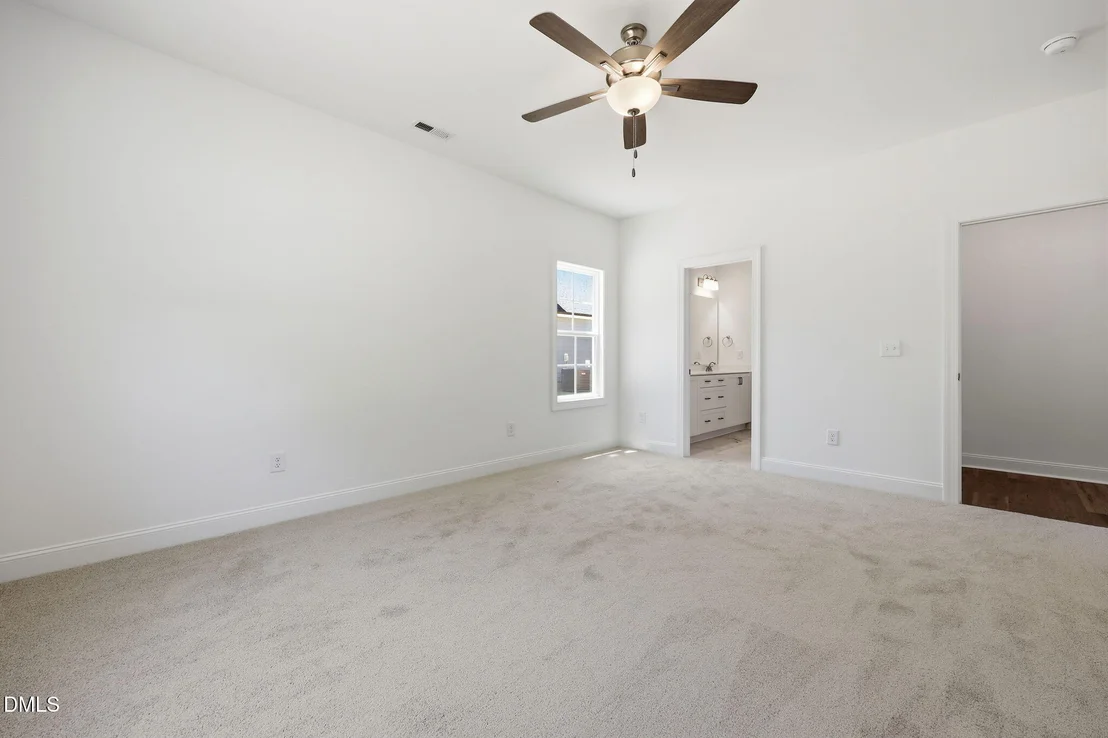 Photo of 126 Grinnell Loop