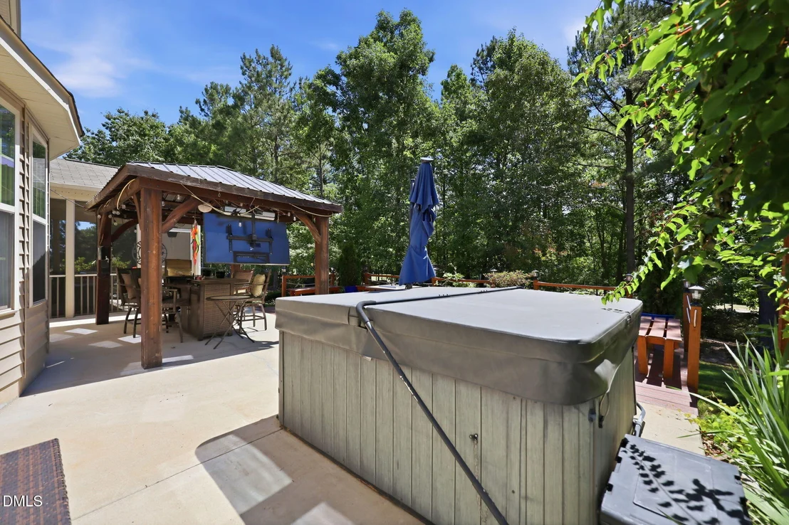 Photo of 535 Long View Drive