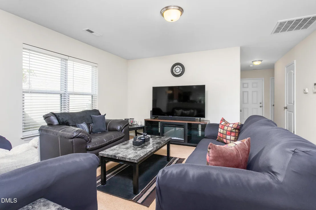 Photo of 691 Thistle Drive