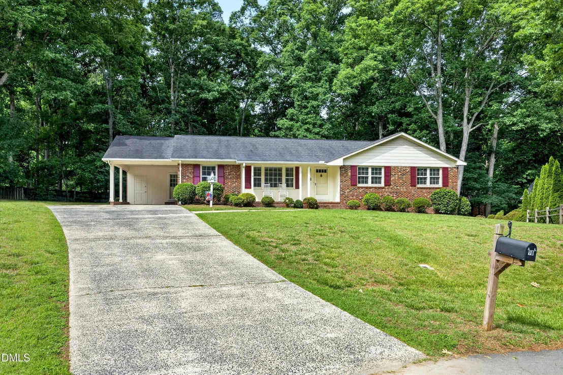 Photo of 18 Dubarry Court