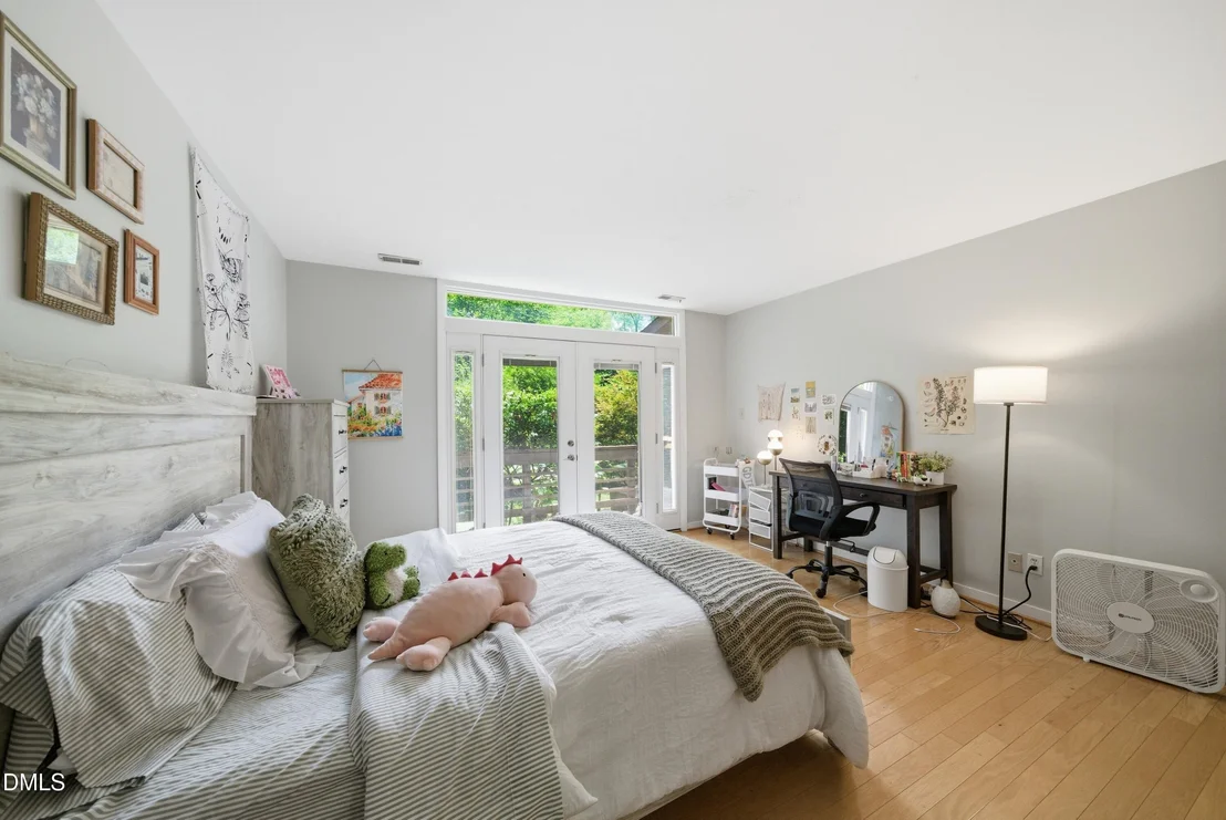 Photo of 16 Davie Circle