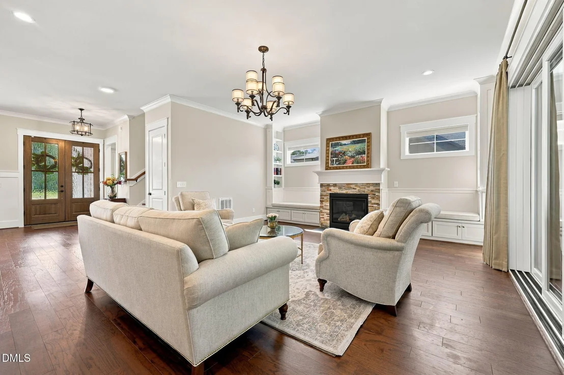 Photo of 1221 Perry Bluff Drive