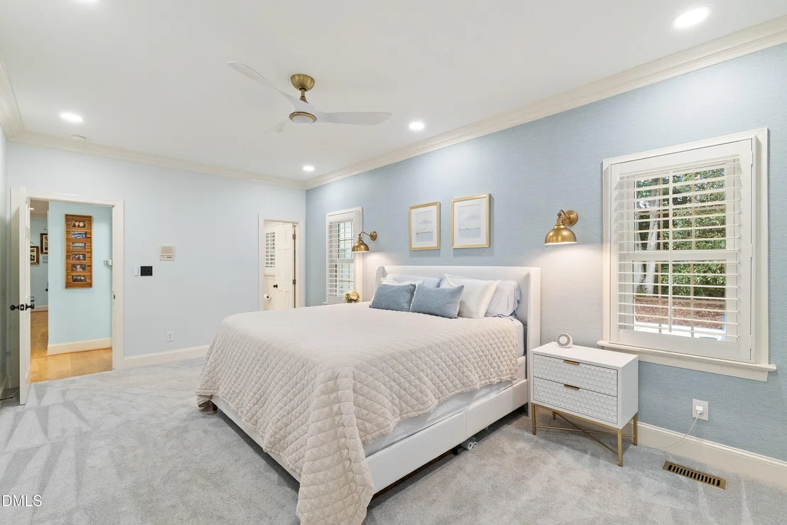 Photo of 304 Versailles Drive