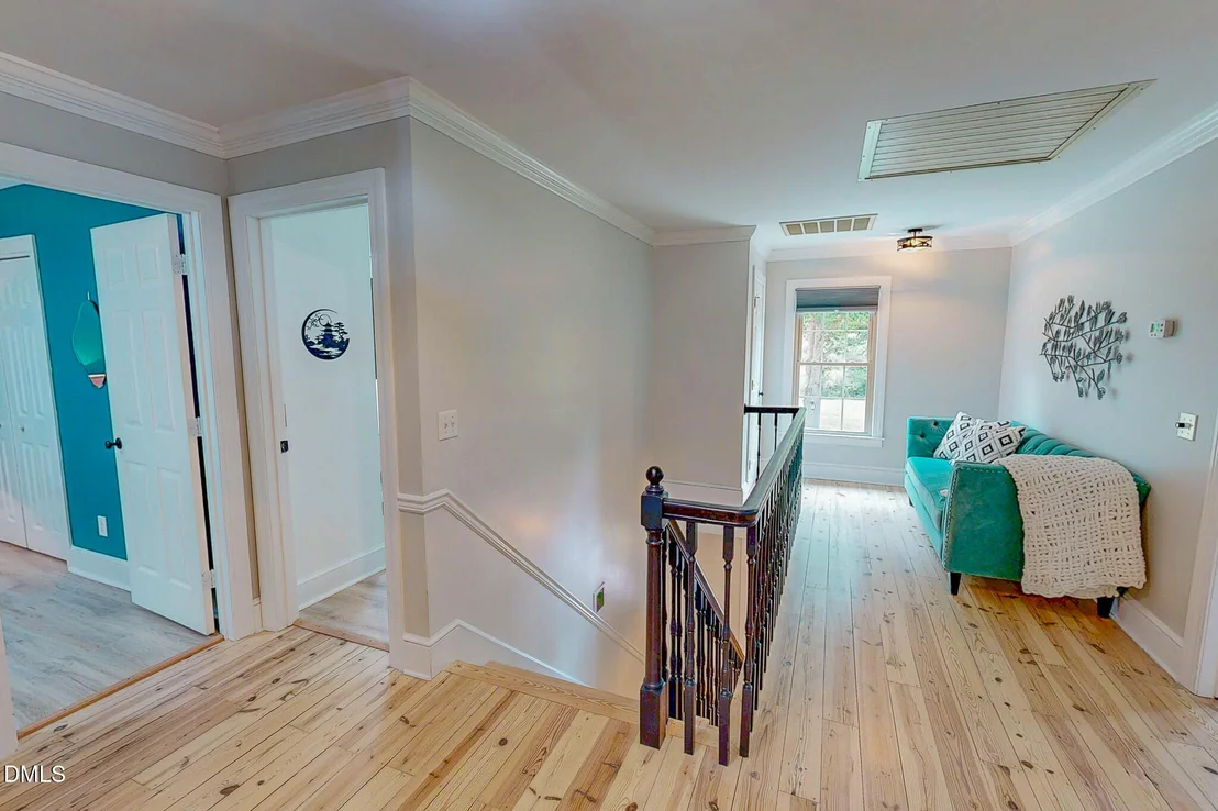 Photo of 947 Old Salem Road