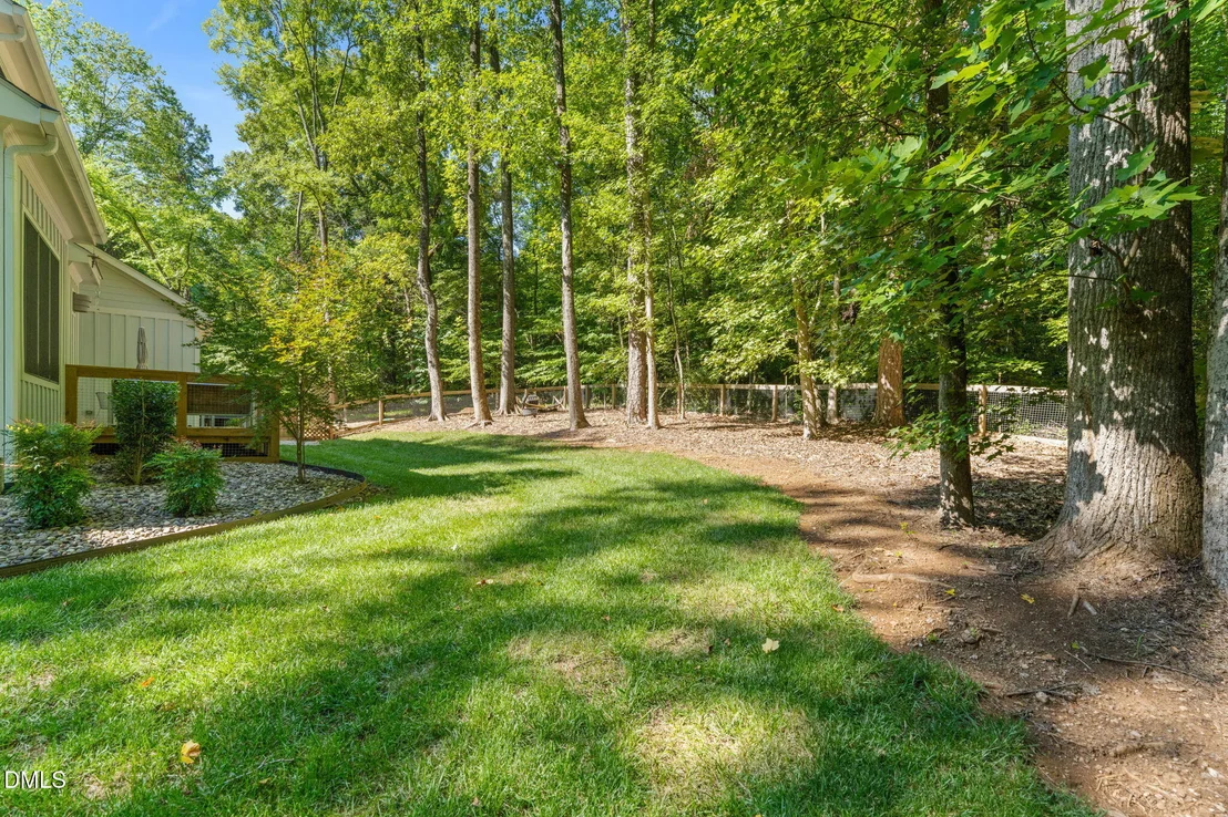 Photo of 565 Erwin Road