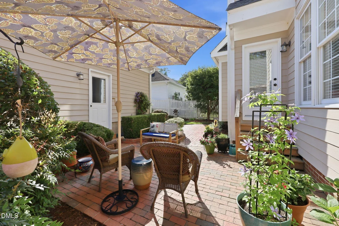 Photo of 124 Tharrington Drive