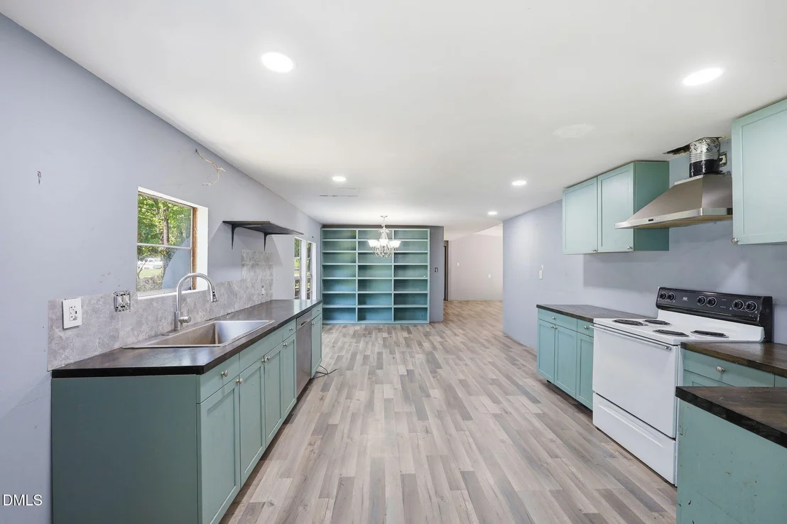Photo of 5824 Chestnut Lane