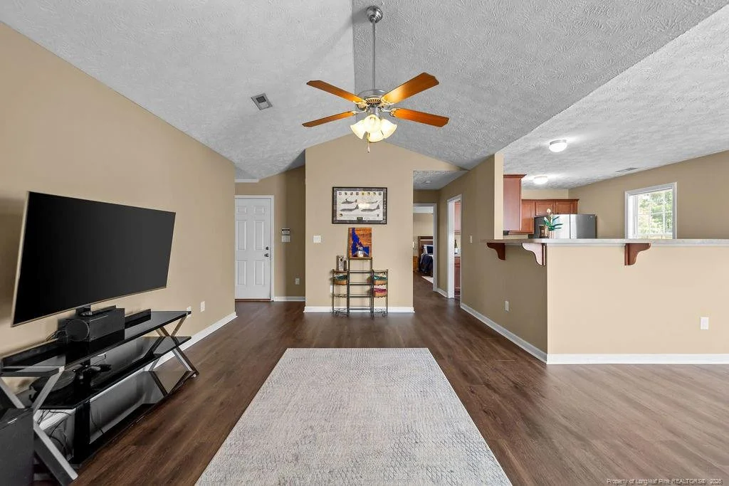 Photo of 5426 Thackeray Drive