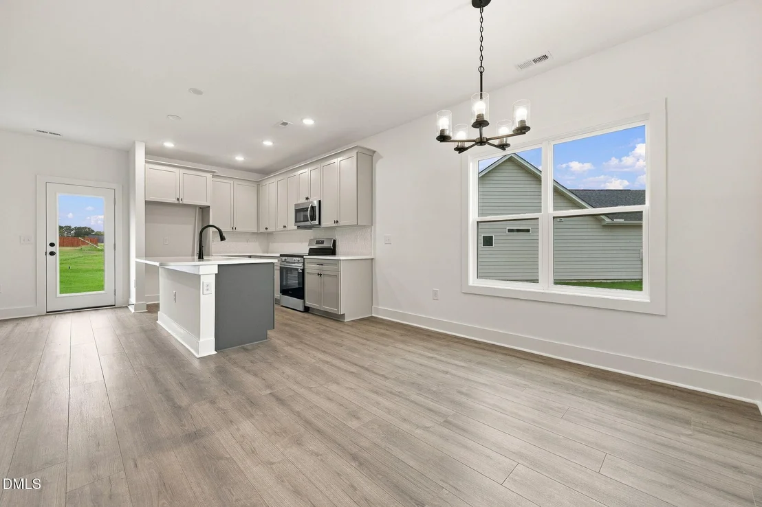 Photo of 131 Grinnell Loop