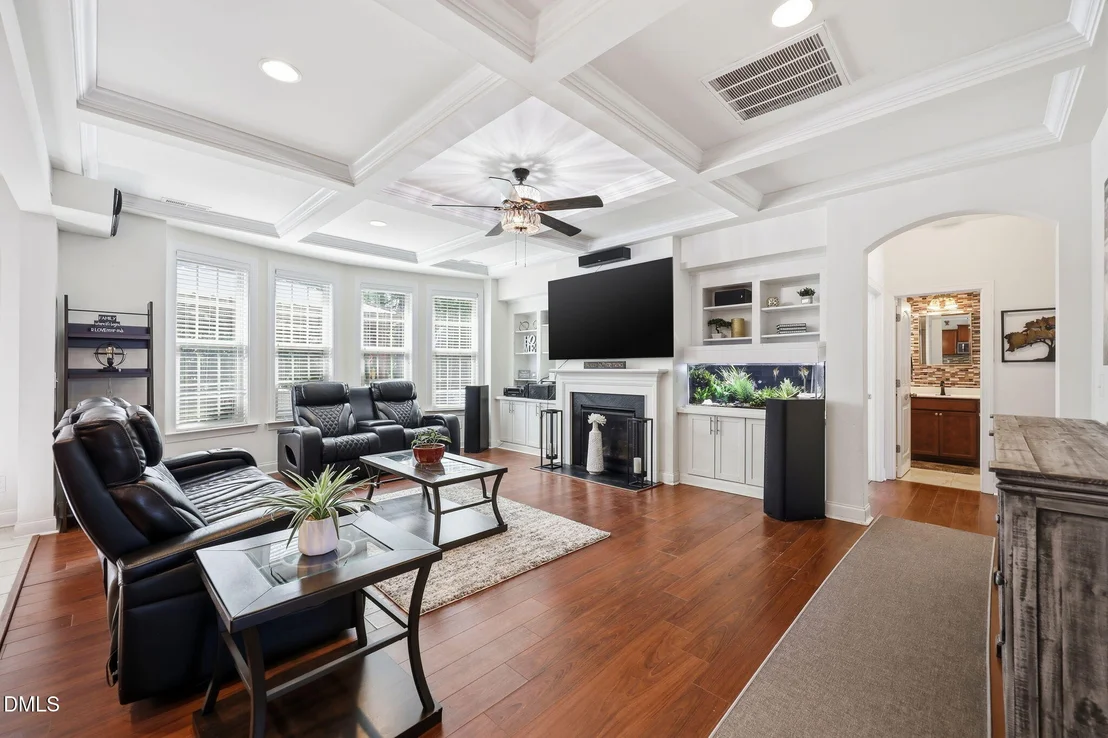 Photo of 535 Long View Drive