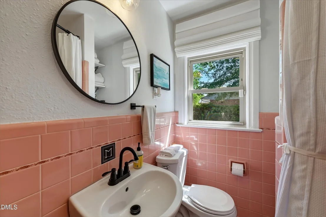 Photo of 611 Clark Drive