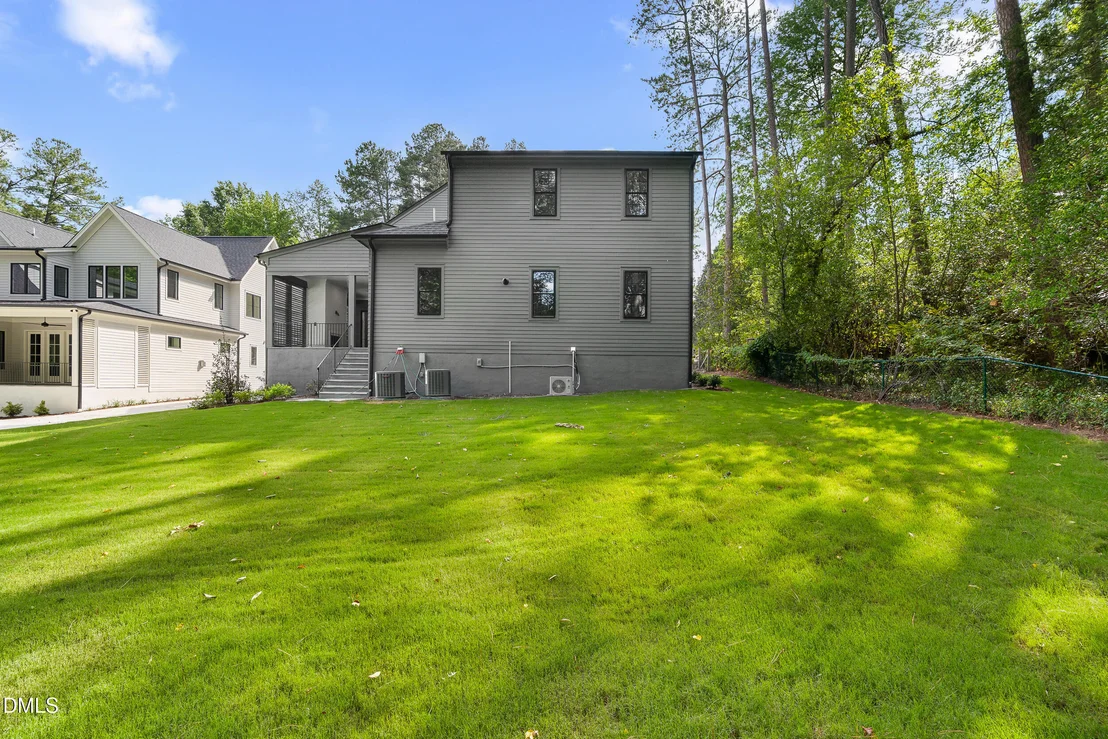 Photo of 6 Chantilly Place