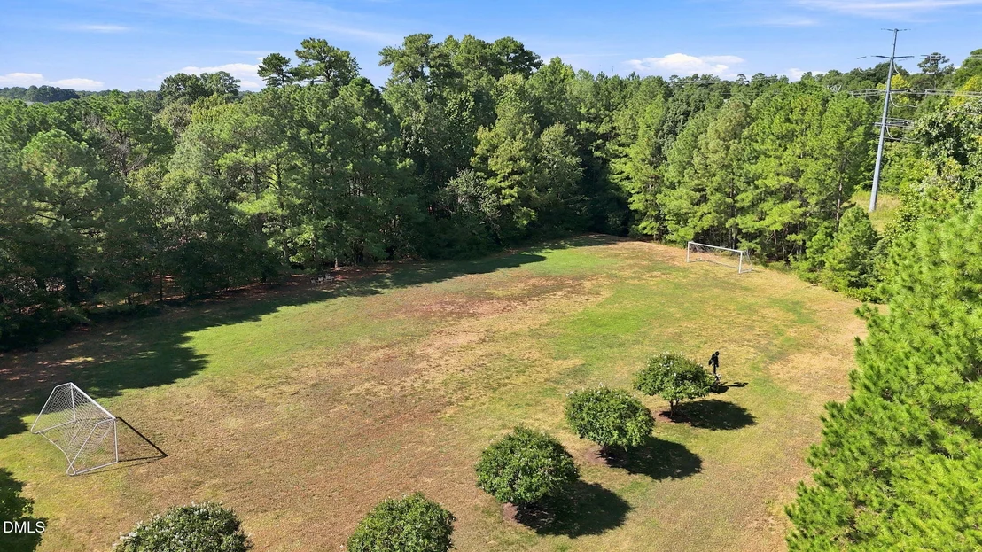 Photo of 10101 Hallberg Lane