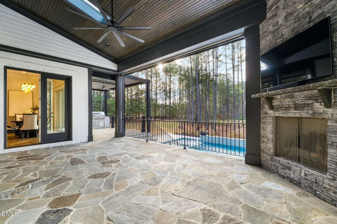 Photo of 1008 Enchanted Pine Lane
