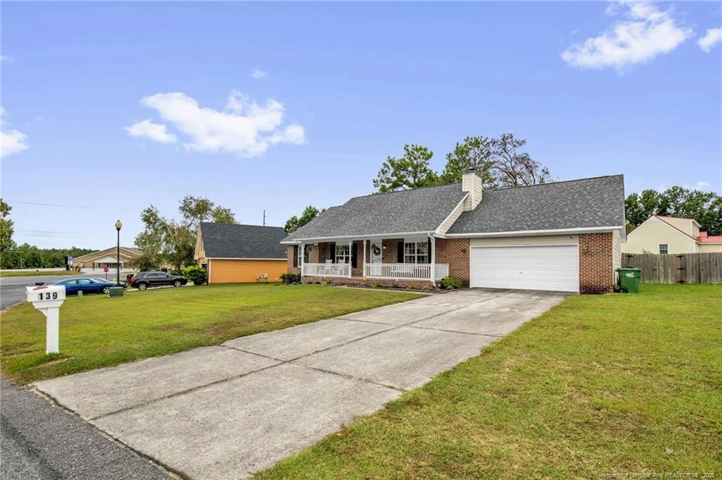 Photo of 139 Belle Chase Drive