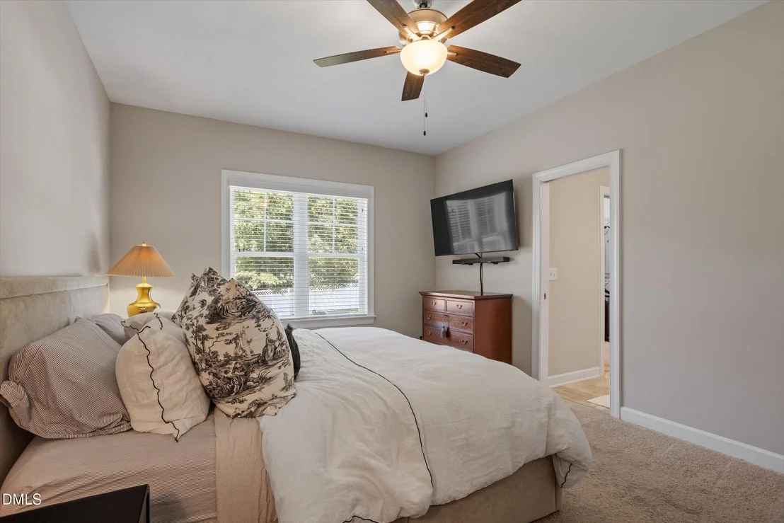 Photo of 318b Crescent Drive