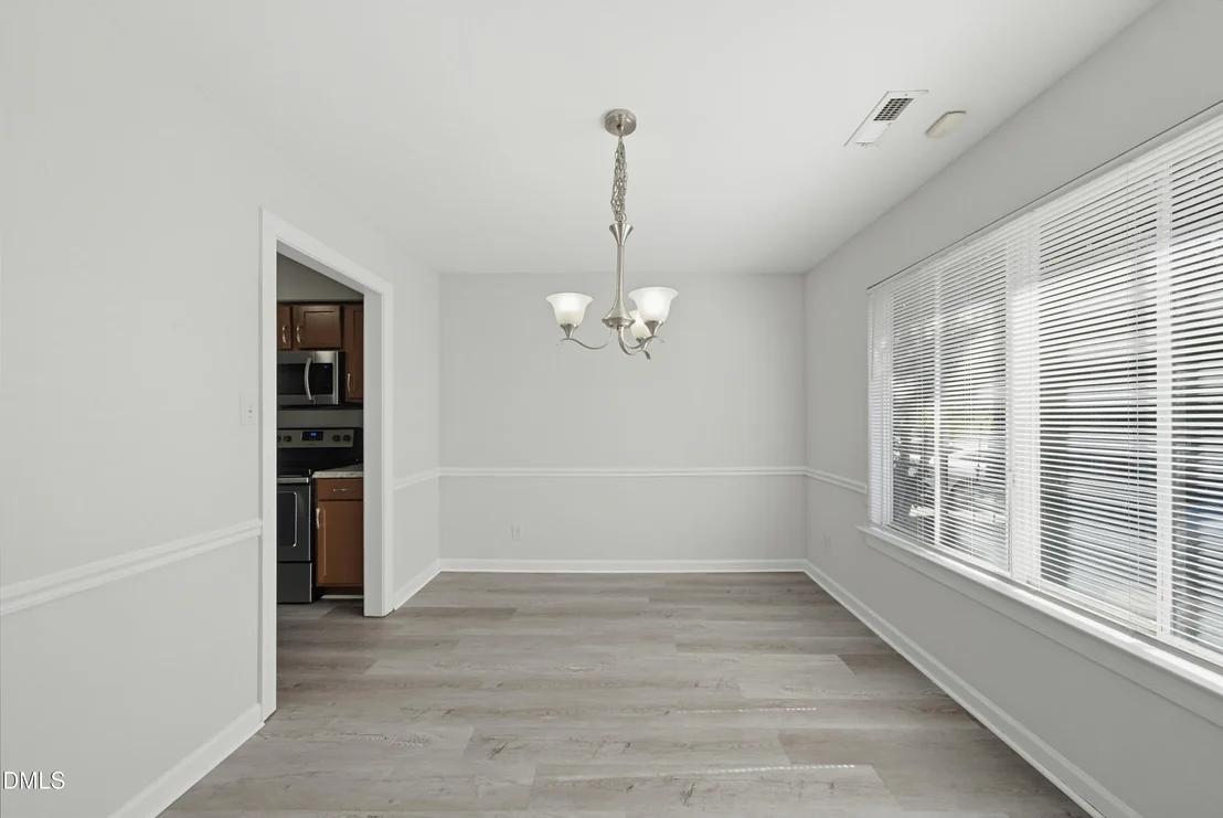 Photo of Unit B at 2402 Stadium Drive
