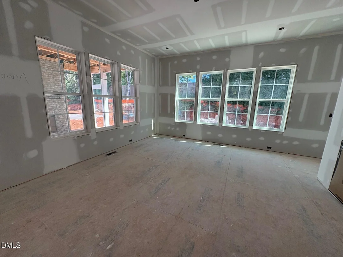 Photo of 916 Marilyn Drive