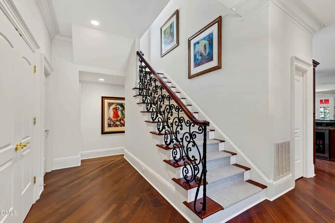 Photo of 113 Richelieu Drive