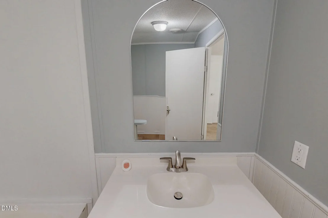 Photo of 32 Everett Avenue