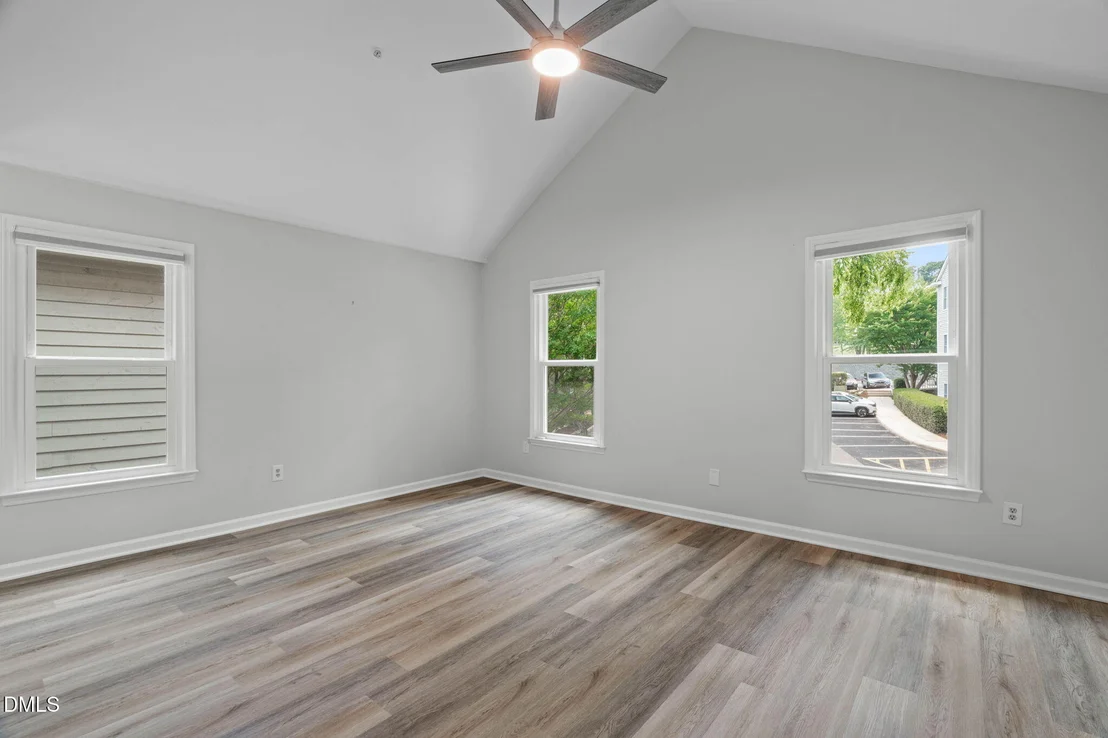 Photo of 735 Springfork Drive
