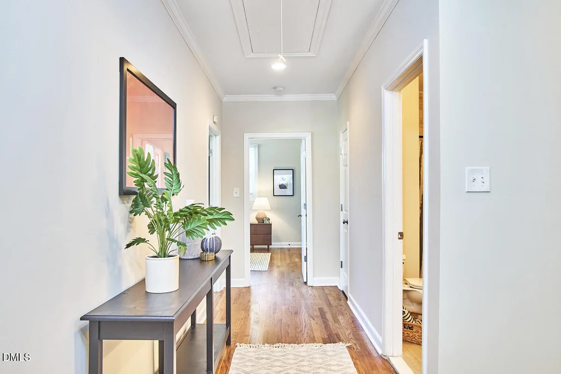 Photo of 2203 Chapel Hill Road
