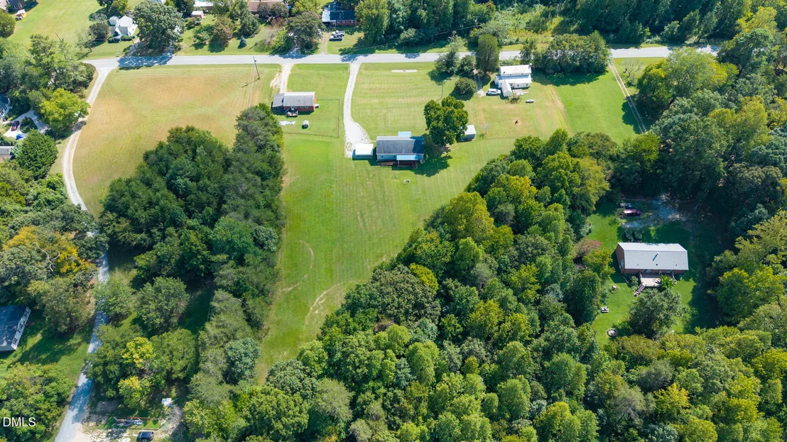 Photo of 1054 Sutton Road